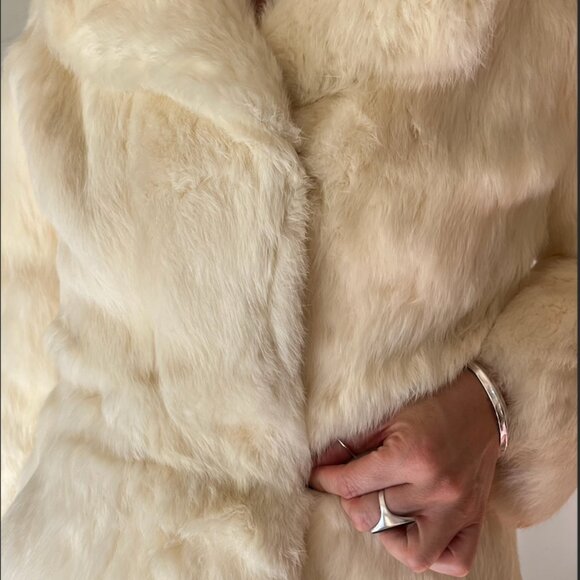 Genuine white/cream rabbit fur coat - Picture 11 of 15